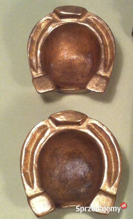 Popielniczki mosiężne w kształcie podkowy stare Pozostałe małopolskie Kraków