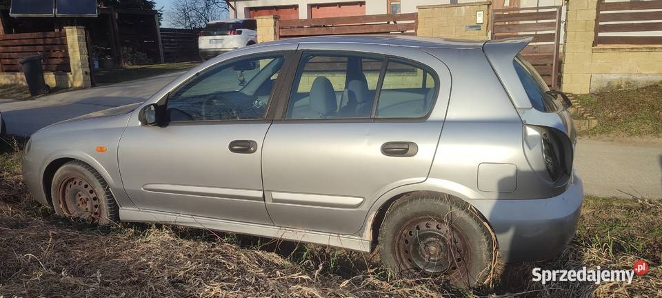 Nissan Almera 15 benzyna5 drzwi klima całośc Krosno