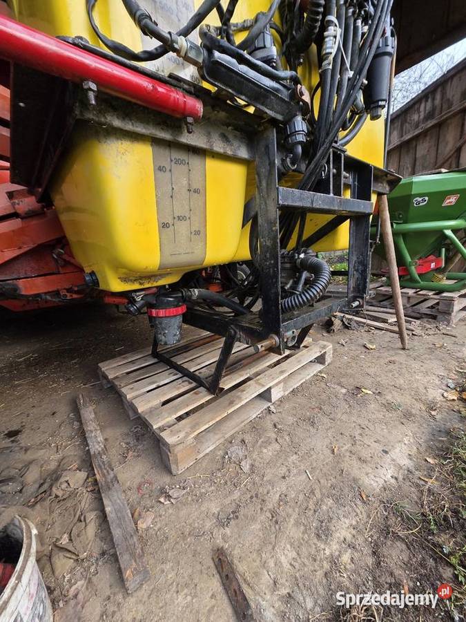 Opryskiwacz zawieszany 1000l Ekko hydraulicznie Zawieszane