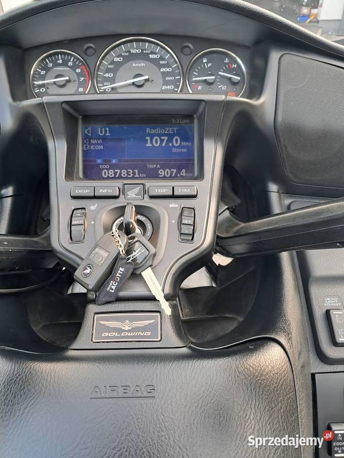 HONDA GOLDWING GL1800 2011 Rok produkcji 2011 Bychawa