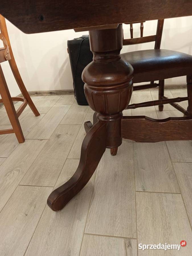 Sól z krzesłami lubelskie Goraj