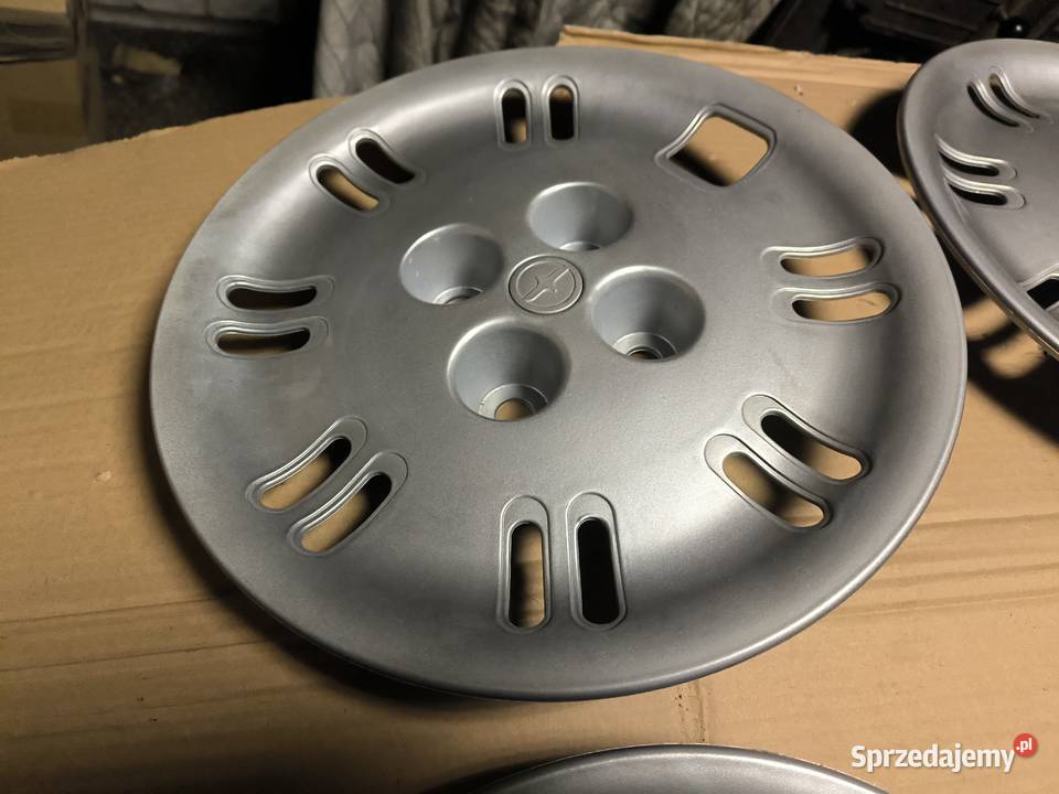 Polonez Caro minus FSO kołpak Fiat 125p ZAS Stalowa Wola