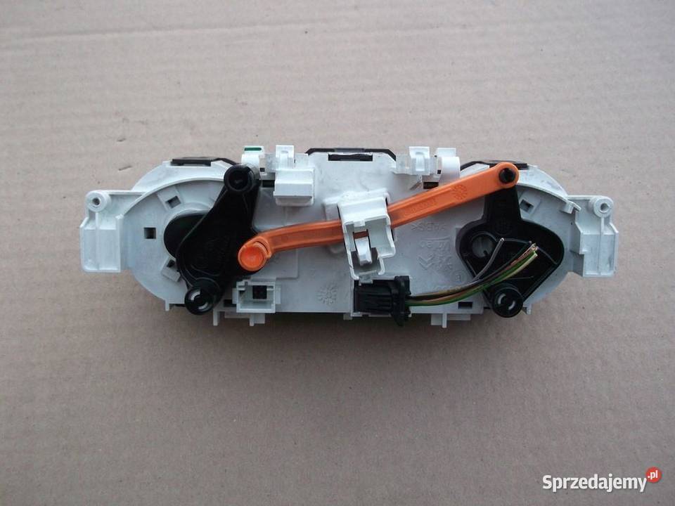 PANEL KLIMATYZACJI PEUGEOT 2008 96722483ZD