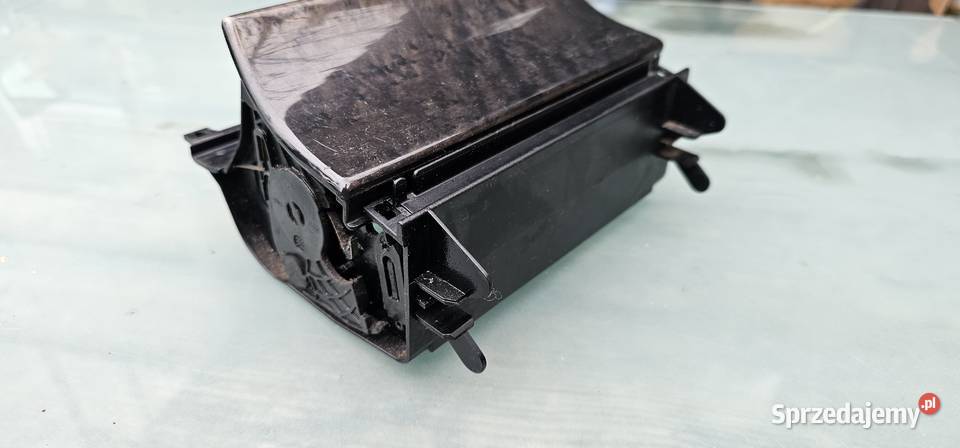 Popielniczka schowek avantgarde mercedes w210 Zbąszyń