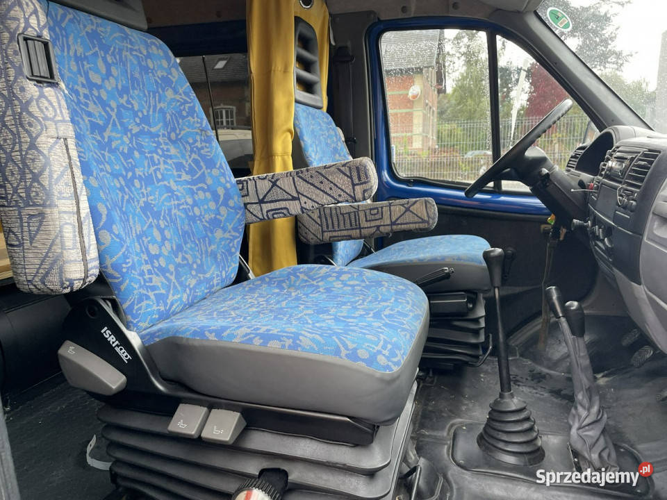 GAZ Gazela Gaz Gazelle Kamper furgon 4X4 benzyna 2464cm3 dolnośląskie Syców