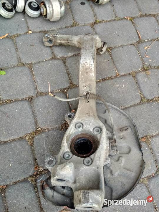 Wachacze Audi Vw a4 a6 passat Rok produkcji 2004 Chełm