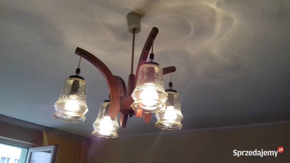 Żyrandol czteroramienny drewniany do sprzedania Oświetlenie Kraków