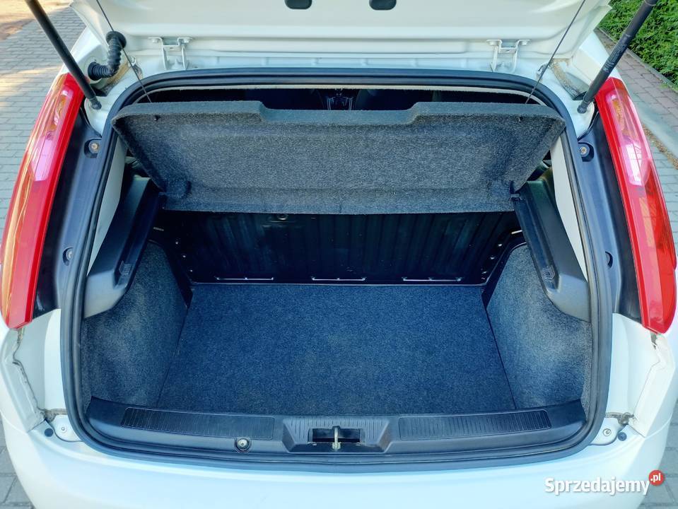 Śliczny Fiat Grande Punto 12 Benzyna Biała Nyska sprzedam