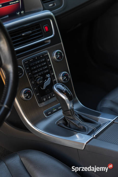 Volvo V60 I 24 AWD Hybrid 2014 r 283 Kartuzy