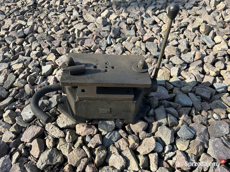 uchwyt mocujący tokarka frezarka do wiercenia Uchwyty sprzedam