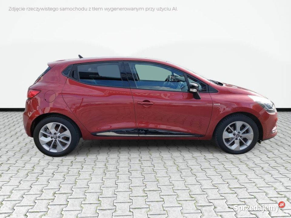 Renault Clio 2017r Salon Niski przebieg Rok produkcji 2017 Warszawa