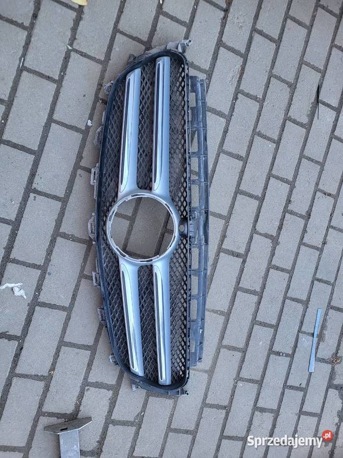 Mercedes E klasa grill przedni opolskie Głubczyce