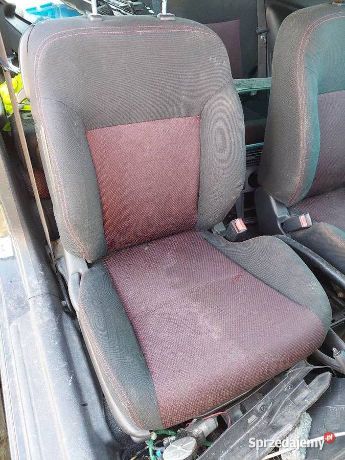 Fotel pasażera PRAWY Honda Civic VII 3D SPORT Przyborów