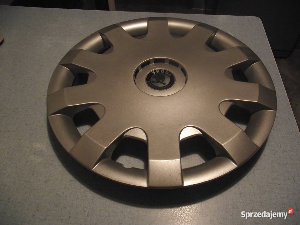 Skoda Kołpak 15 1U0 601 147 D osobowe dolnośląskie