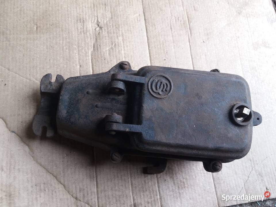 Stara skrzynka prądów obudowa