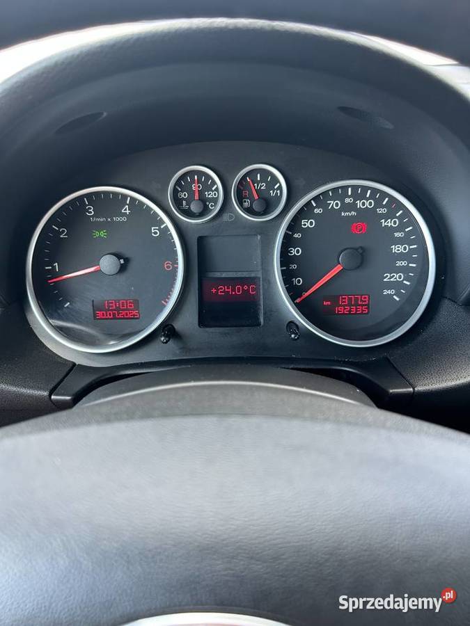 Piękne audi a2 benzyna 14 ostatni wypust 2005r 1400cm3 Borków sprzedam