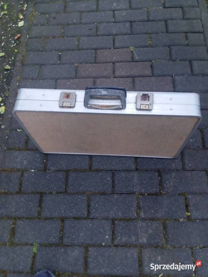 Sprzedam stolik rozkładany z PRLu Mosina