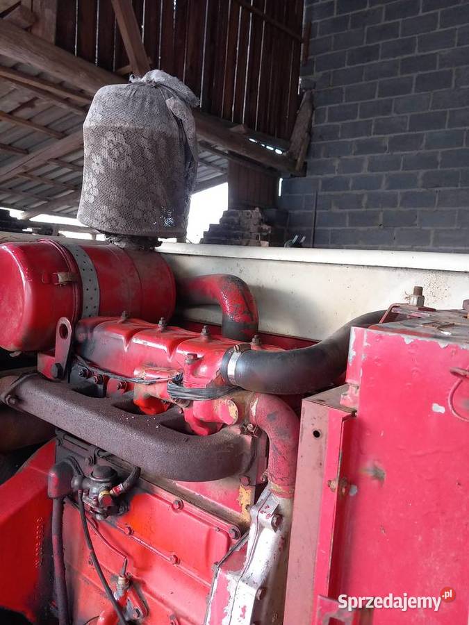 Kombajn zbozowy International 321 Lelowice-Kolonia sprzedam