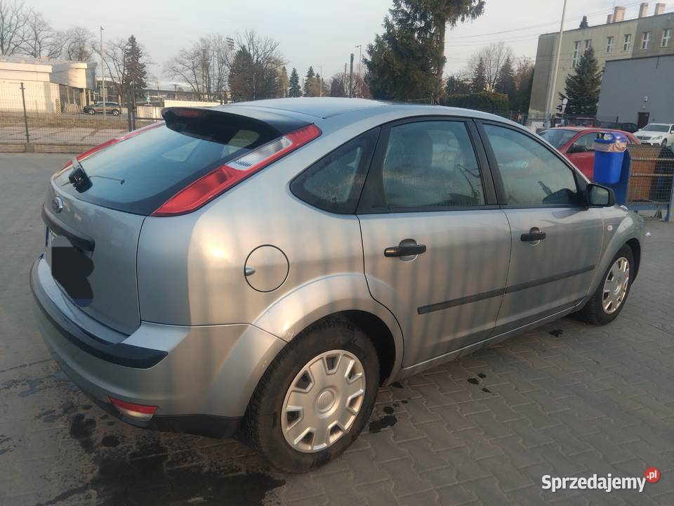 Sprzedam samochód widoczny na zdjęciach Starachowice