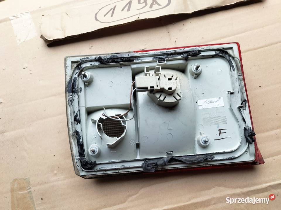 AUDI 80 B4 SEDAN LAMPA TYŁ TYLNA LEWA lubelskie Kamień-Kolonia