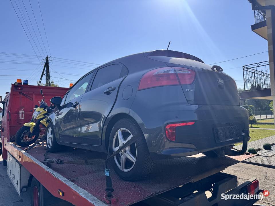 KIA RIO LIFT 93 USZKODZONY hak sprzedam