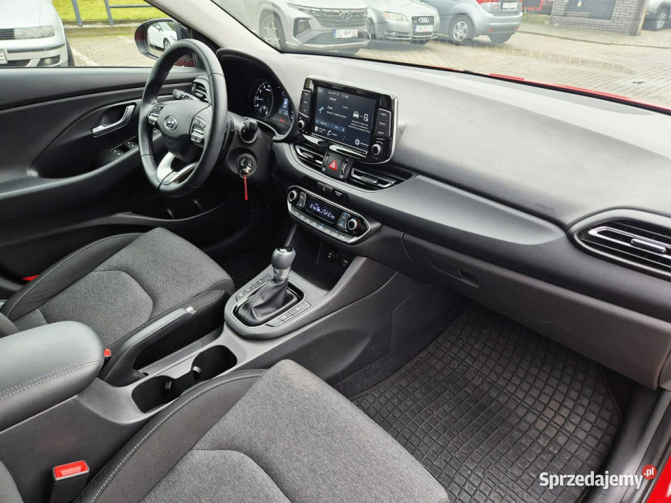 Hyundai i30 15 TGDI 7DCT 48V 160 WersjaSmart czujnik zmierzchu
