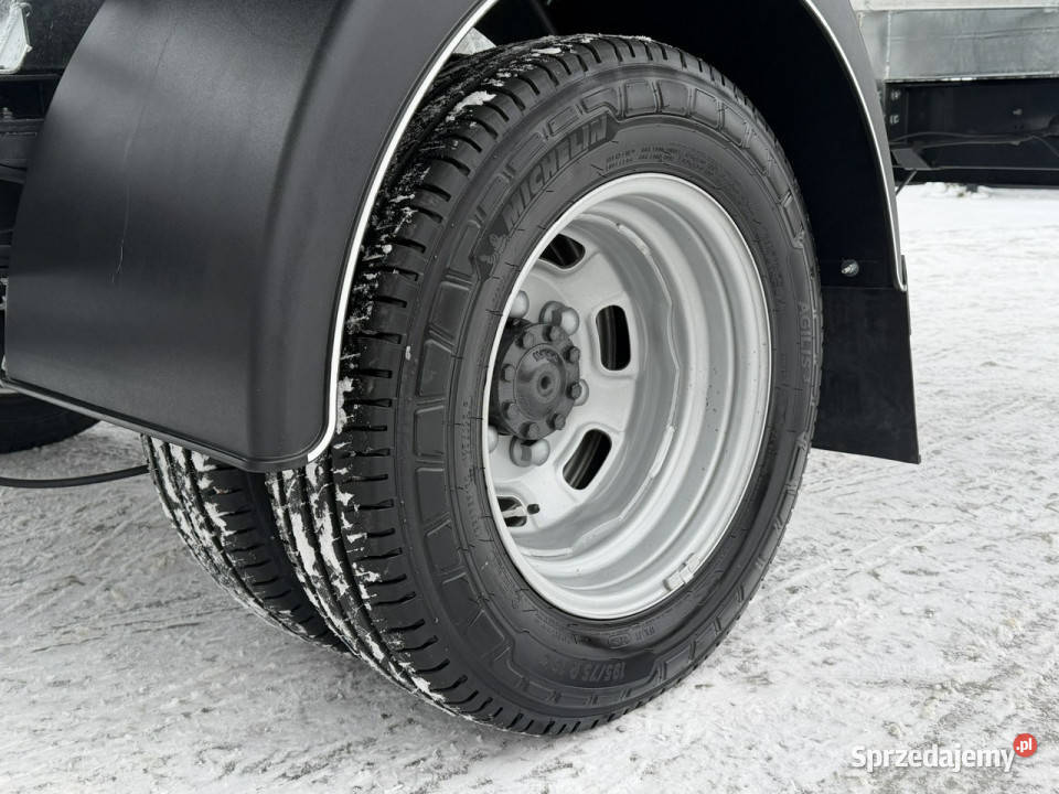 Iveco Daily 35C15 Brygadówka Doka 6 osób KatB świętokrzyskie Widełki