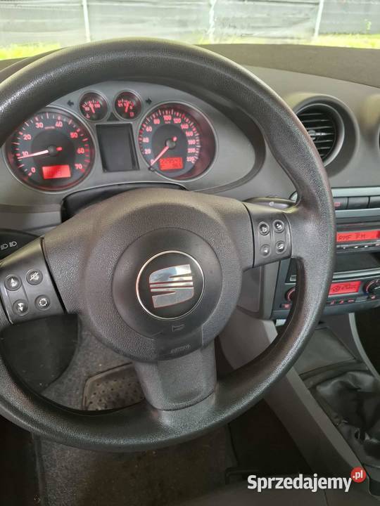 SEAT IBIZA 14 16v 86 Klimatronic zarej w Polsce manualna Kraków