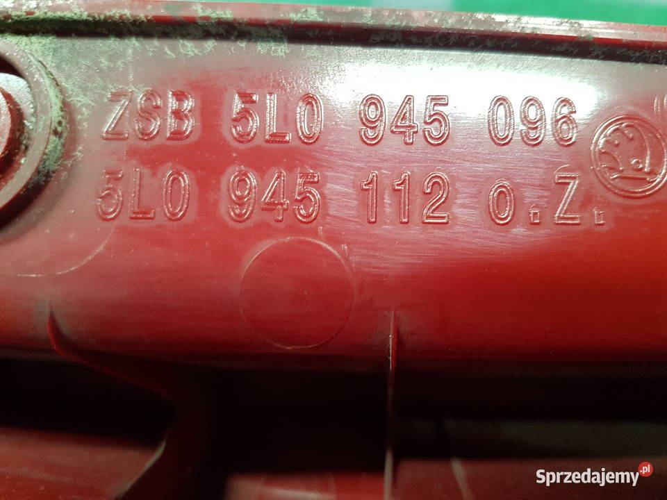 SKODA YETI 2012 2011 LAMPA TYLNA PRAWA 5L0945112