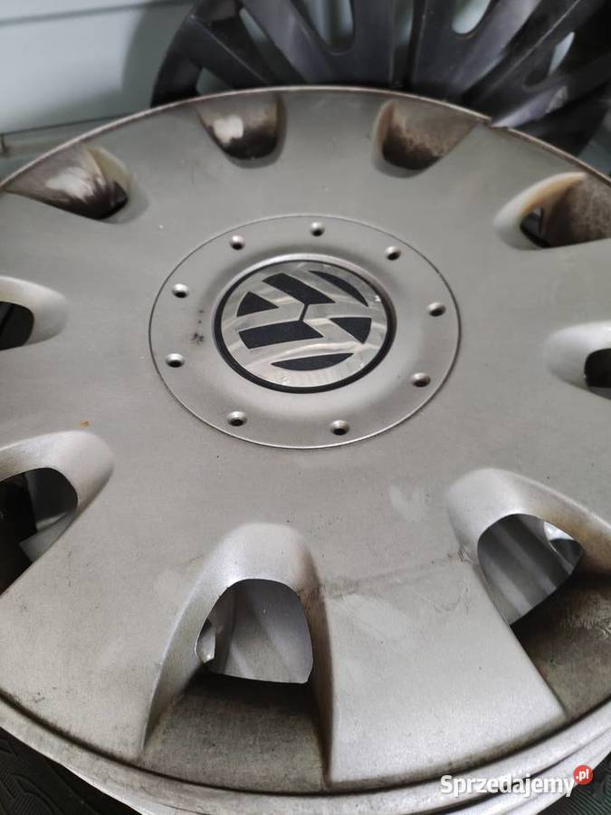 Sprzedam koła zimowe plus kołpaki oryginalne VW Zakrzów