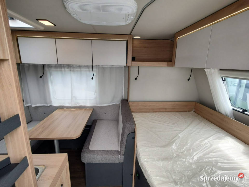 przyczepy kempingowe Knaus Sport 500 KD z dużą Gaj