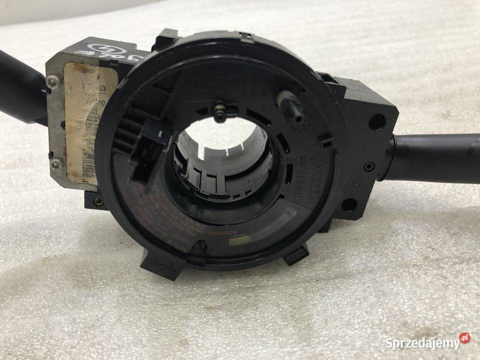 PRZEŁĄCZNIK ZESPOLONY VOLKSWAGEN GOLF IV