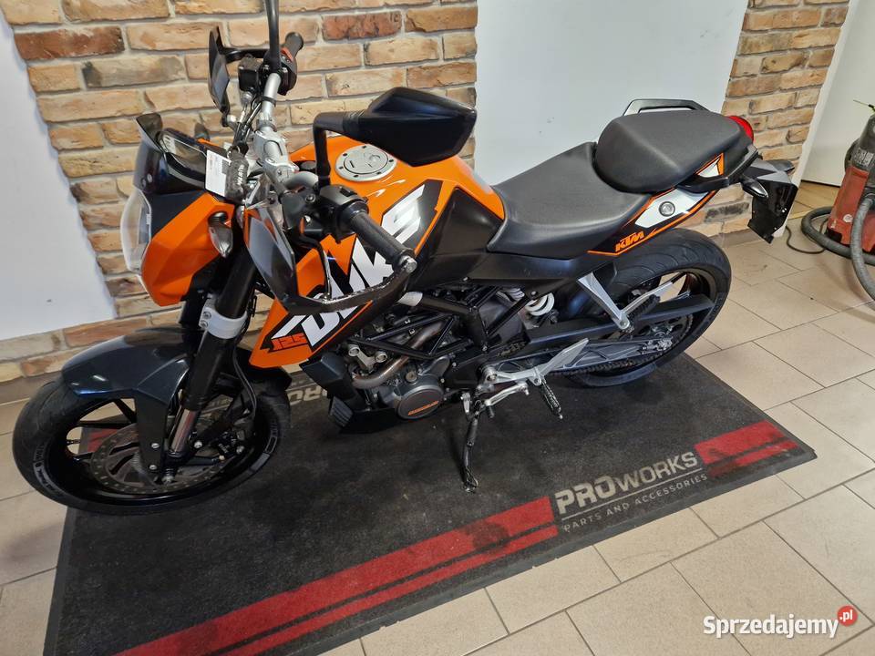 KTM DUKE 125 ABS przebieg 25177 2013r Kórnik