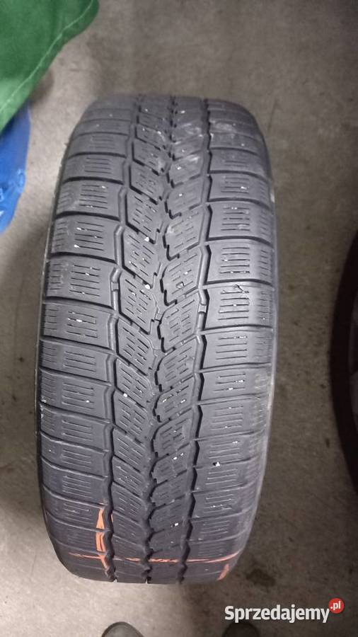 Opona 2156016 Michelin Agilis 51 zimówka Jasło