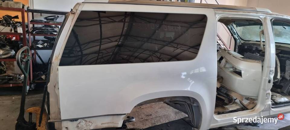 ĆWIARTKA BŁOTNIK PRAWY TYŁ CADILLAC ESCALADE ESV kujawsko-pomorskie Lipno