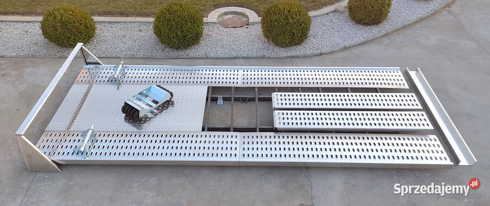 Platforma stalalu 45x2m Najazd do samodzielnego Karoseria Lubanie
