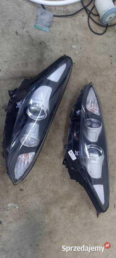 Kia sportage 2019 lampy przód L i P Koło