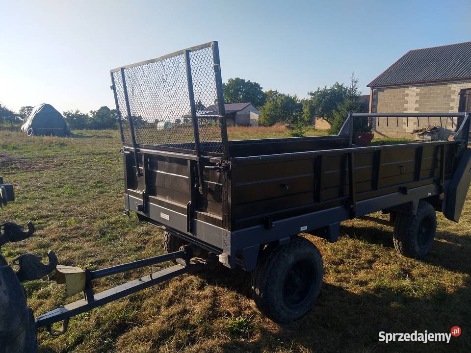 Rozrzutnik obornika CZarna Białostocka Przyczepy rolnicze Konary