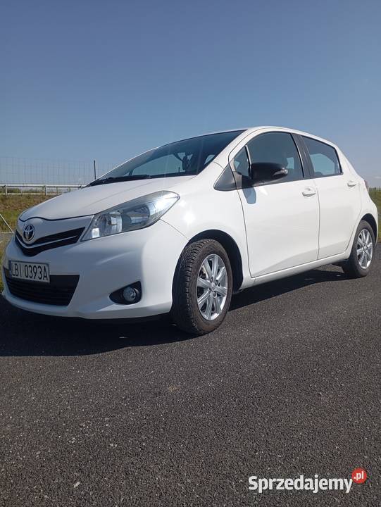 Toyota Yaris 2013 14 odtwarzacz DVD Biała Podlaska