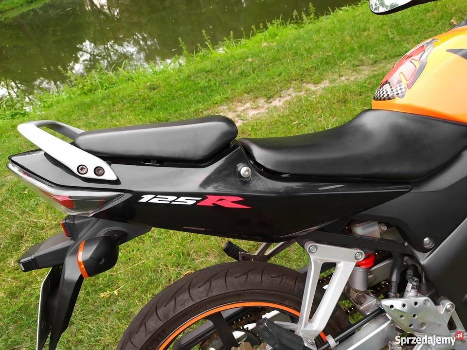 Honda CBR 125r SUPER STAN Rok produkcji 2007 Pajęczno