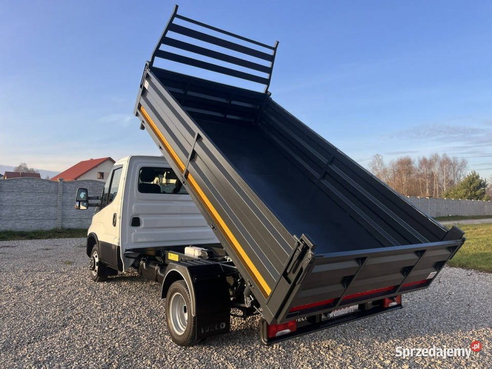 Iveco Daily 50C35 30180 Wywrot3Stronny Burta60 welurowa tapicerka Daleszyce