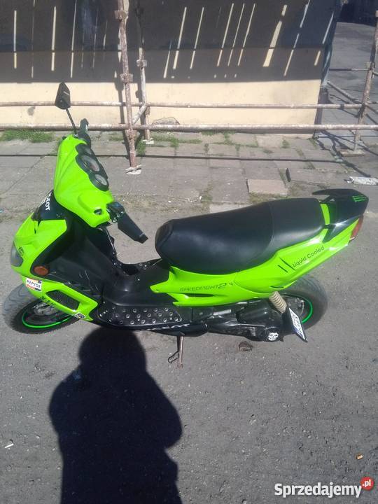 Sprzedam Skuter SpeedFight 2 Chłodzony cieczą Rok produkcji 2000 Peugeot wielkopolskie Buk
