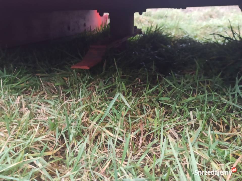 Mulczer kosiarka bijakowa czarna białostocka Paprotnia