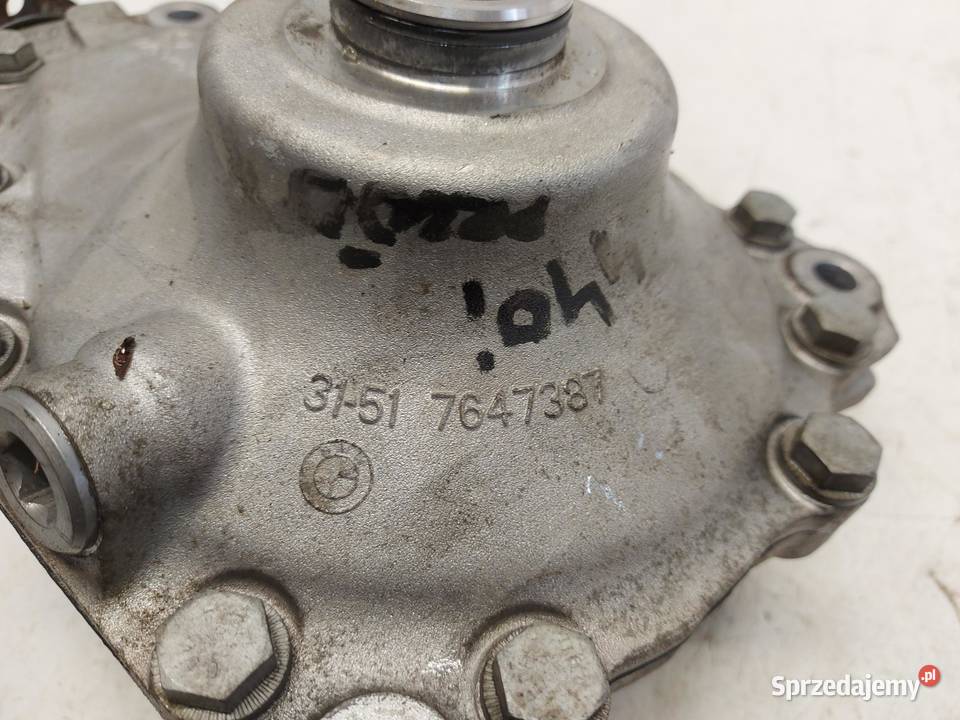 BMW G23 G22 M440i Cabrio Most przedni reduktor