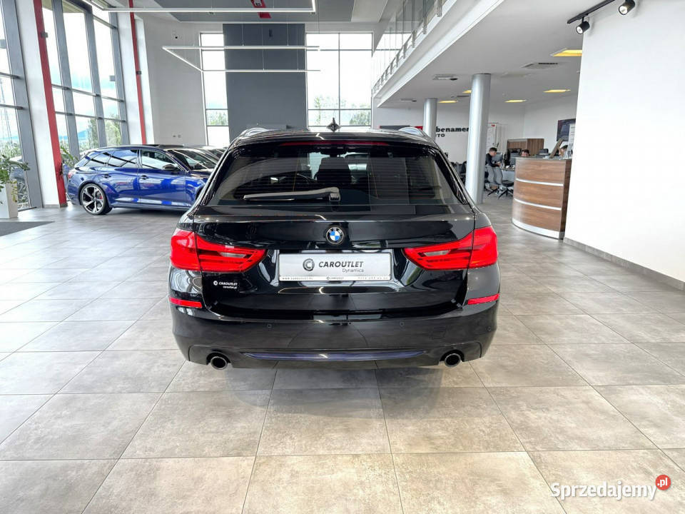 BMW 518 d Touring Advantage 150 automat 20182019