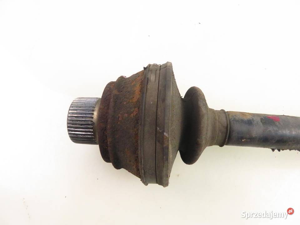 PÓŁOŚ LEWA TYLNA AUDI A4 B8 30 TDI quattro Półosie