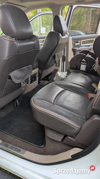 Dodge RAM 1500 Longhorn Laramie Crew Cab 57 LPG Rok produkcji 2011 Grodzisk Mazowiecki