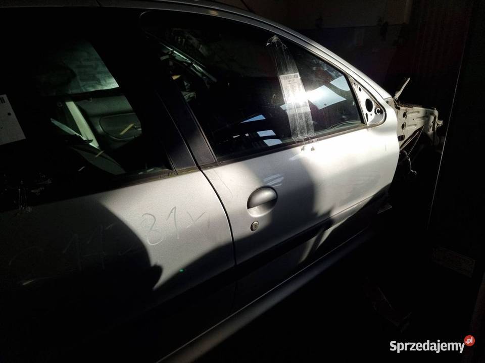 DRZWI PRAWE PRZÓD PEUGEOT 206 Lipno