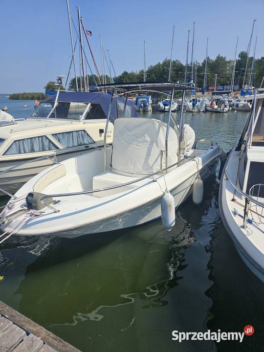 Łódź motorowa wędkarska motorówka z przyczepą