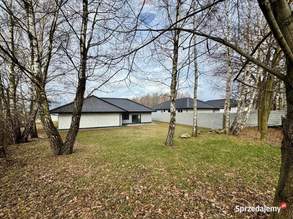 Nowy piękny dom parterowy obok Jeziora